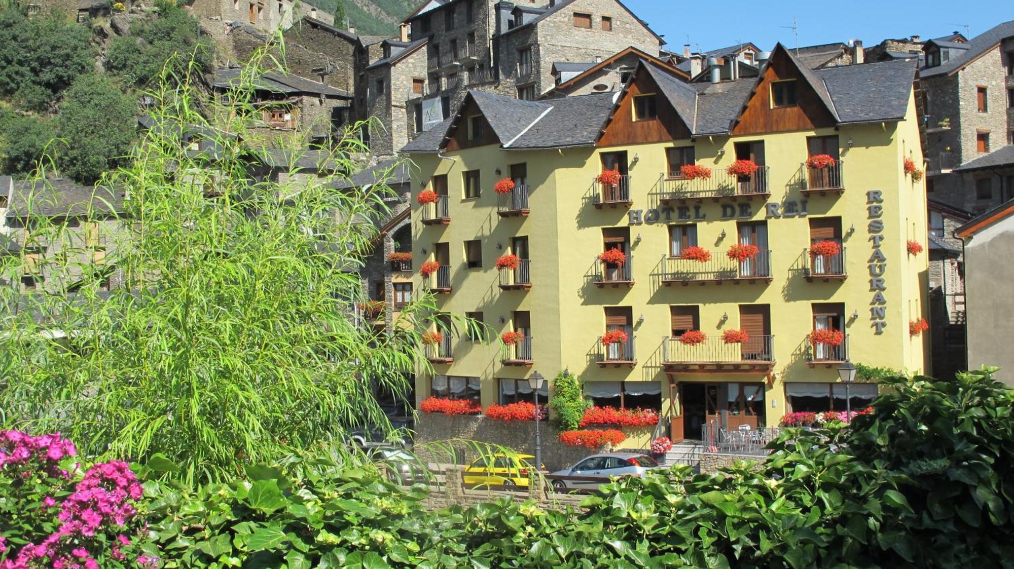Hotel De Rei Льяворсі Екстер'єр фото