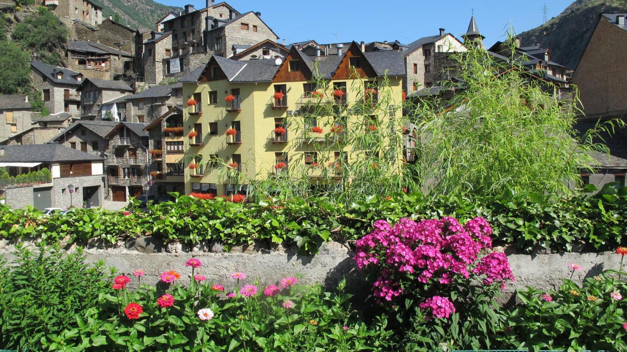Hotel De Rei Льяворсі Екстер'єр фото