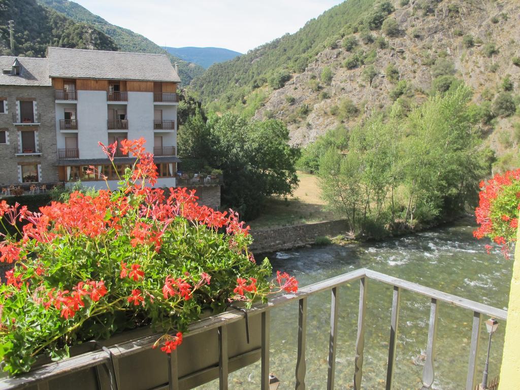 Hotel De Rei Льяворсі Екстер'єр фото